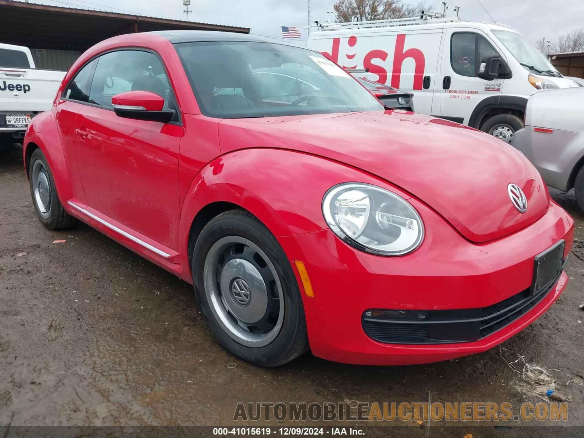 3VWJP7AT8CM638125 VOLKSWAGEN BEETLE 2012