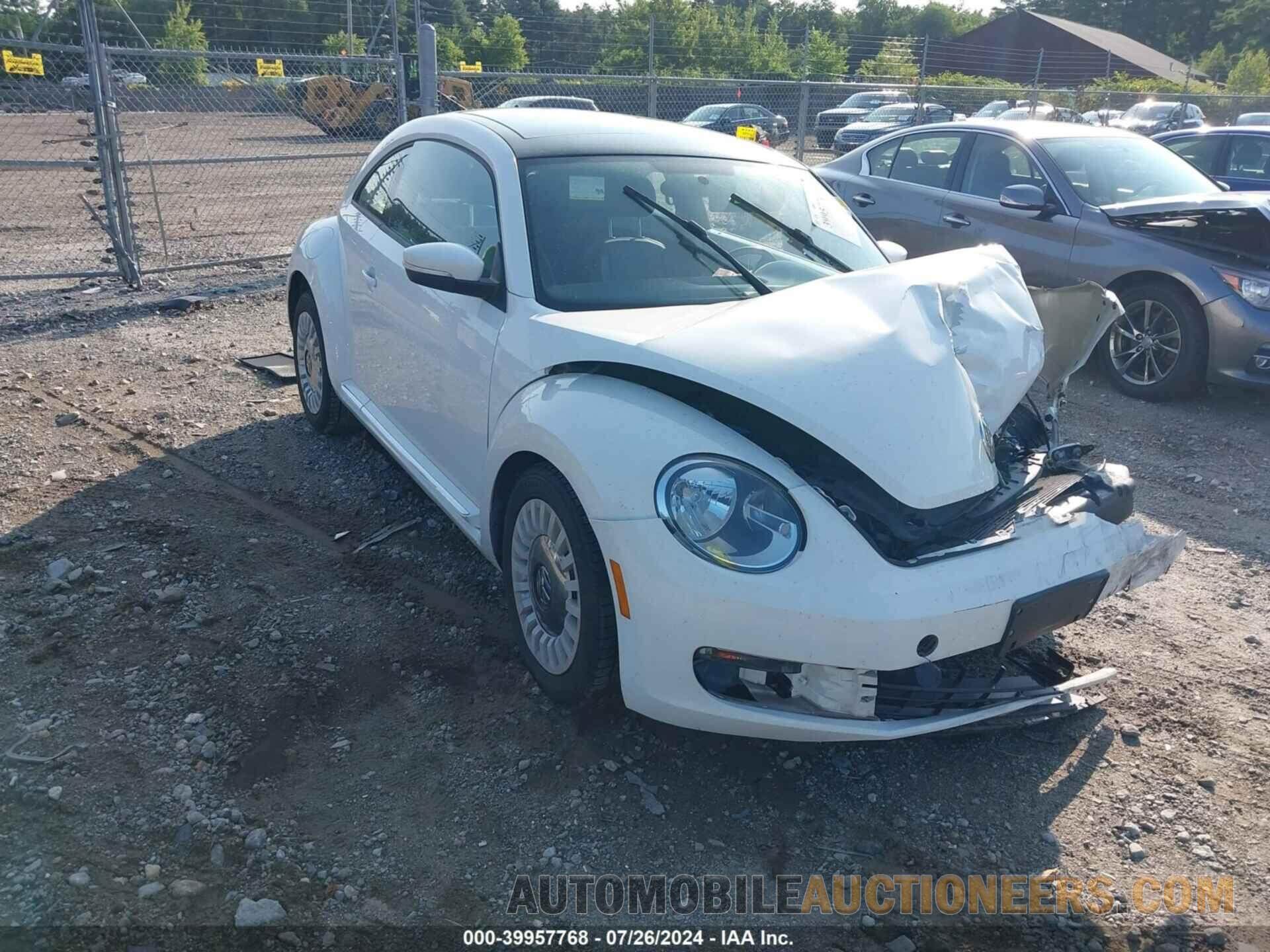 3VWJP7AT9EM608330 VOLKSWAGEN BEETLE 2014