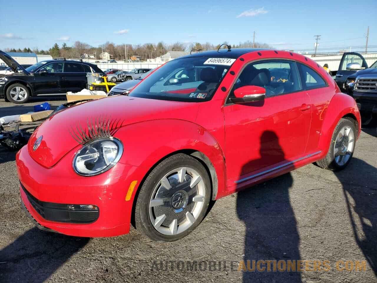 3VWJP7ATXDM637804 VOLKSWAGEN BEETLE 2013