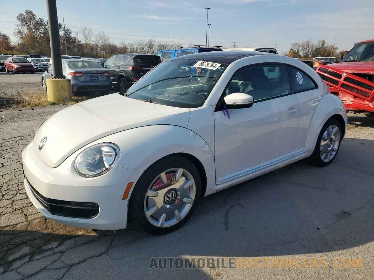 3VWJX7ATXDM674349 VOLKSWAGEN BEETLE 2013