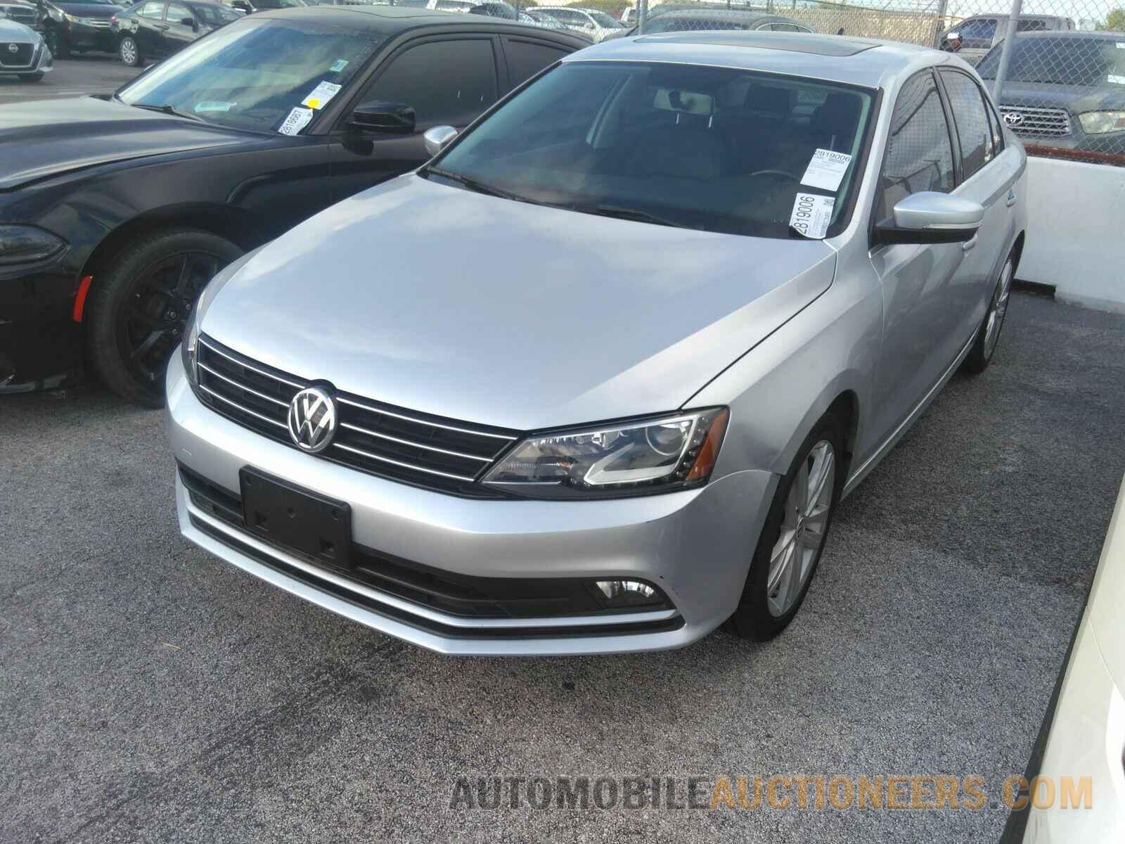 3VWL07AJ7FM324000 Volkswagen Jetta Sedan 2015