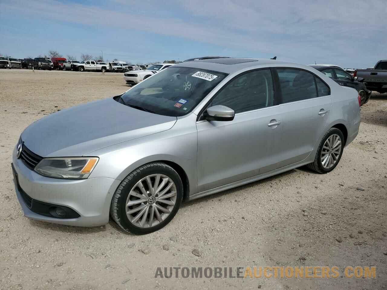 3VWL17AJ3EM440452 VOLKSWAGEN JETTA 2014