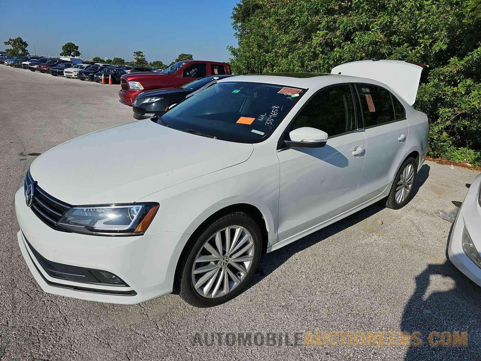 3VWL17AJ4GM334658 Volkswagen Jetta 2016