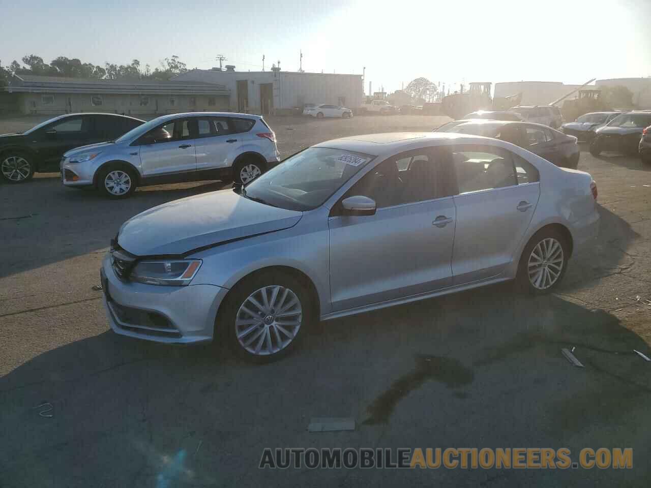 3VWL17AJ5GM210978 VOLKSWAGEN JETTA 2016