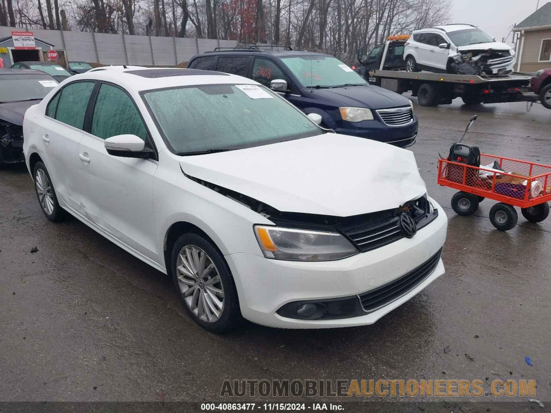 3VWL17AJ7EM430457 VOLKSWAGEN JETTA 2014