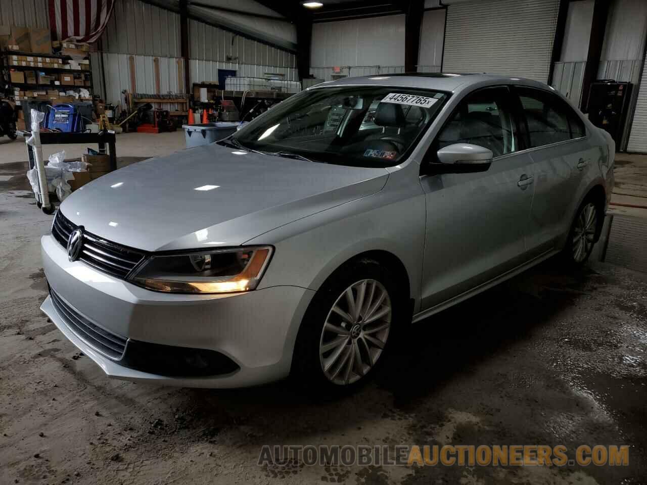 3VWL17AJ8EM212771 VOLKSWAGEN JETTA 2014