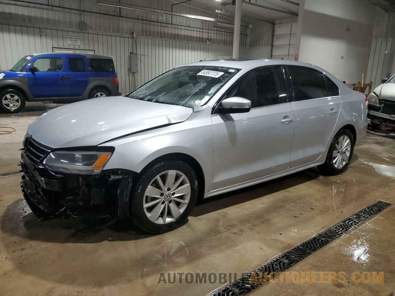 3VWLA7AJ3FM244996 VOLKSWAGEN JETTA 2015