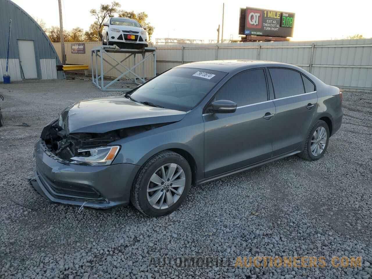 3VWLA7AJ4FM291471 VOLKSWAGEN JETTA 2015