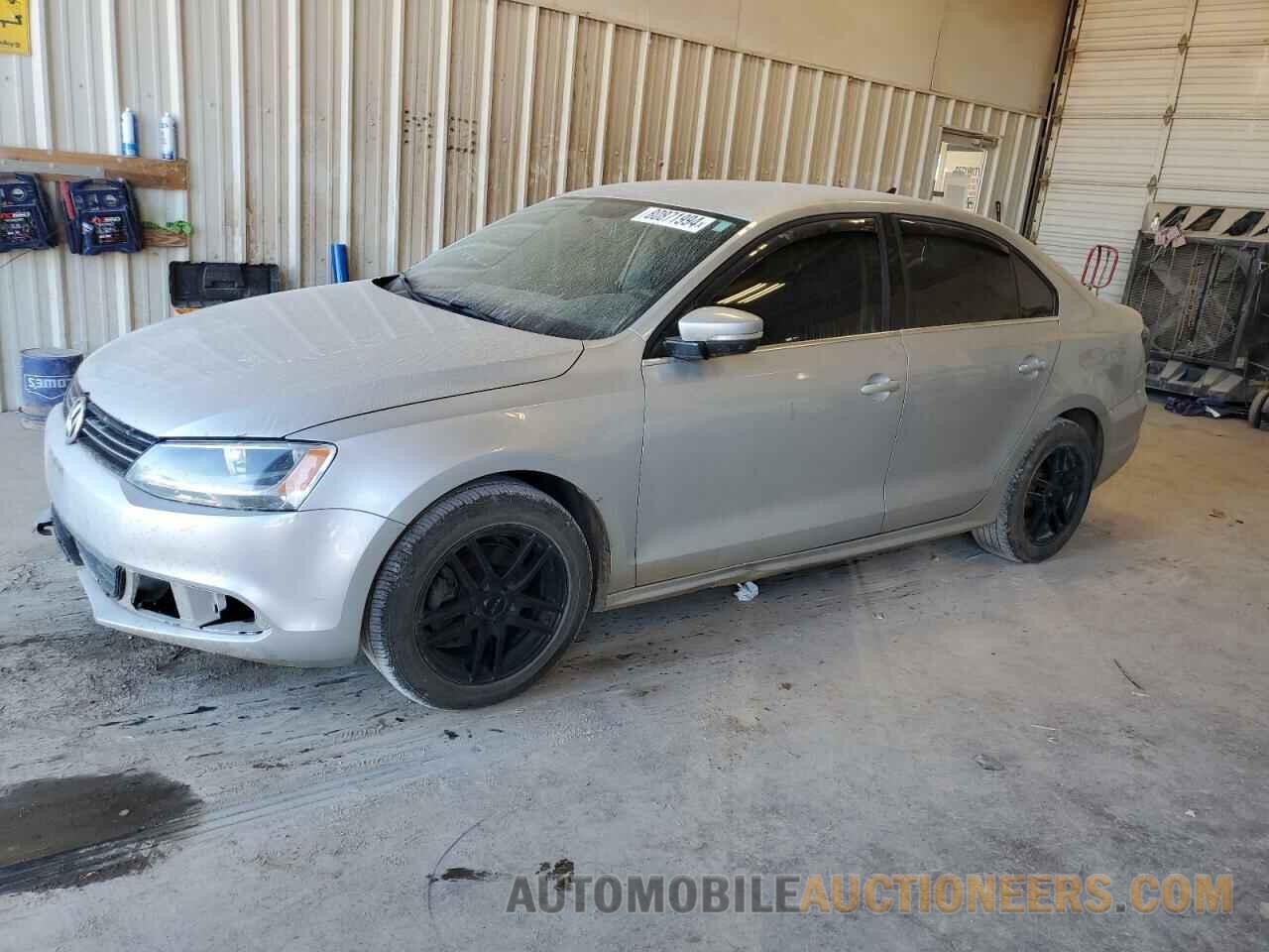 3VWLL7AJ0EM277768 VOLKSWAGEN JETTA 2014