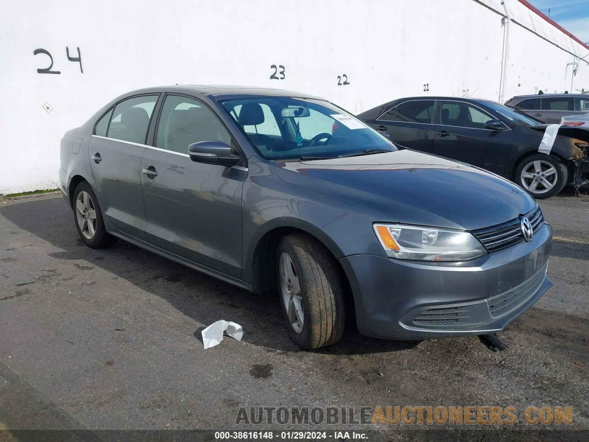 3VWLL7AJ0EM396243 VOLKSWAGEN JETTA 2014