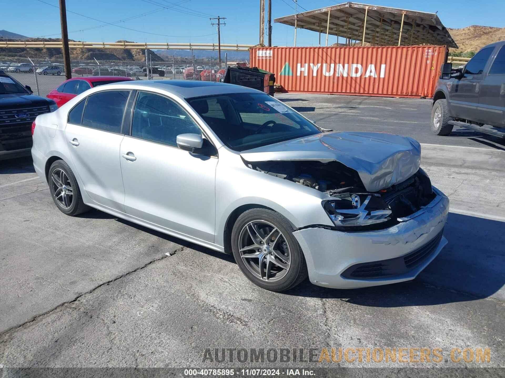 3VWLL7AJ1CM423107 VOLKSWAGEN JETTA 2012