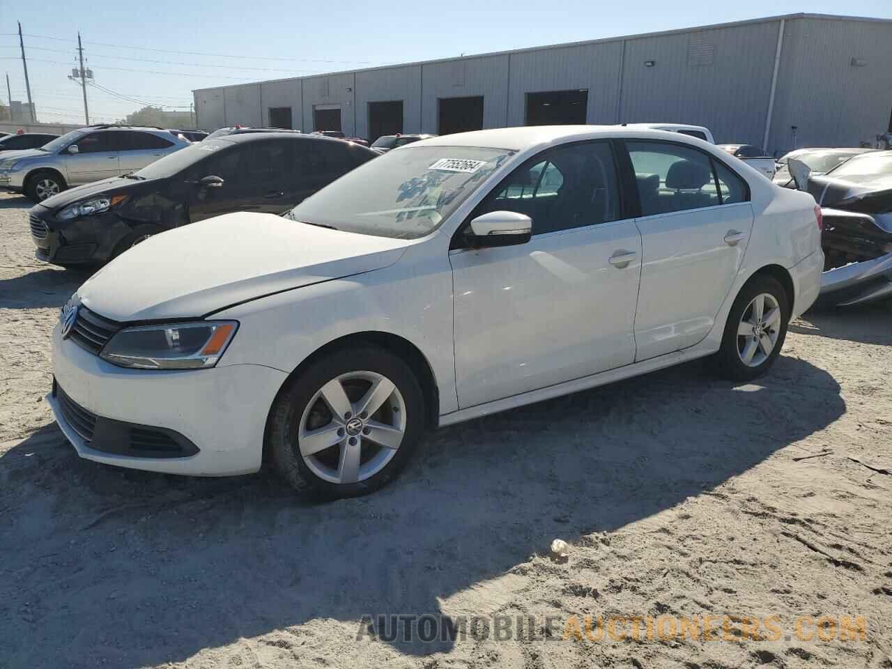 3VWLL7AJ4DM248224 VOLKSWAGEN JETTA 2013