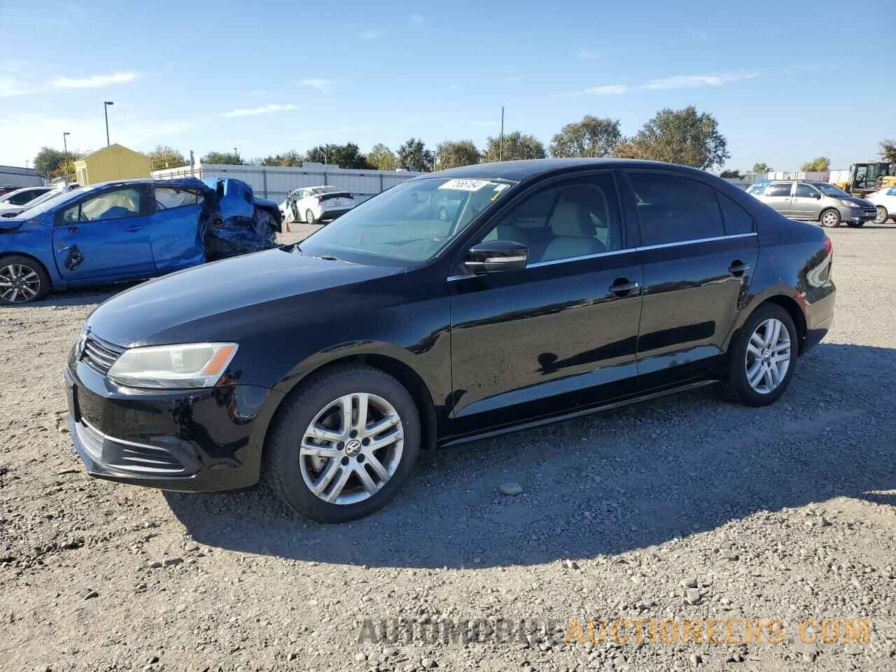 3VWLL7AJ6DM232882 VOLKSWAGEN JETTA 2013