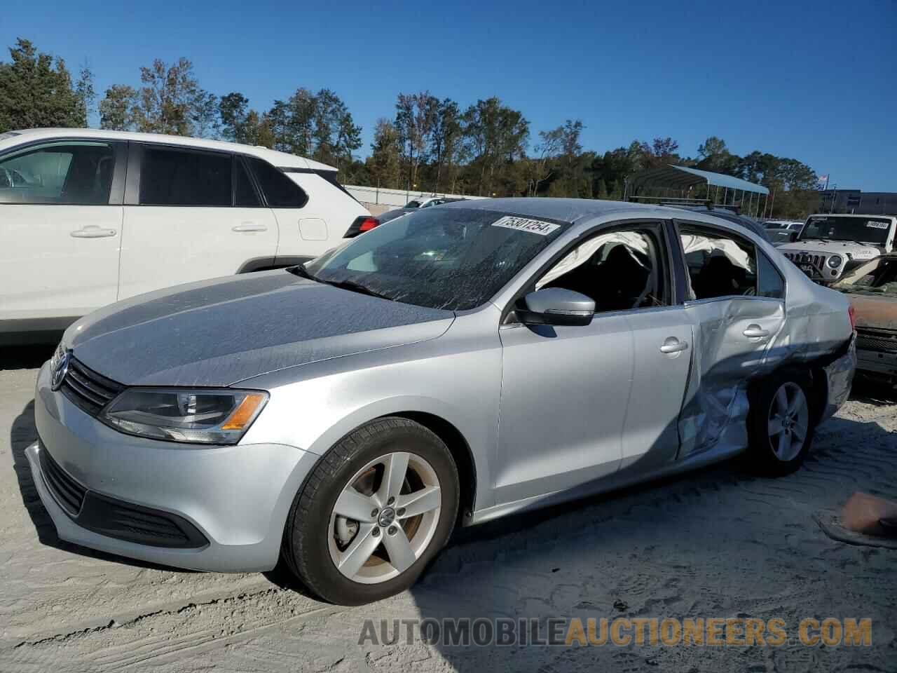 3VWLL7AJ6DM408958 VOLKSWAGEN JETTA 2013