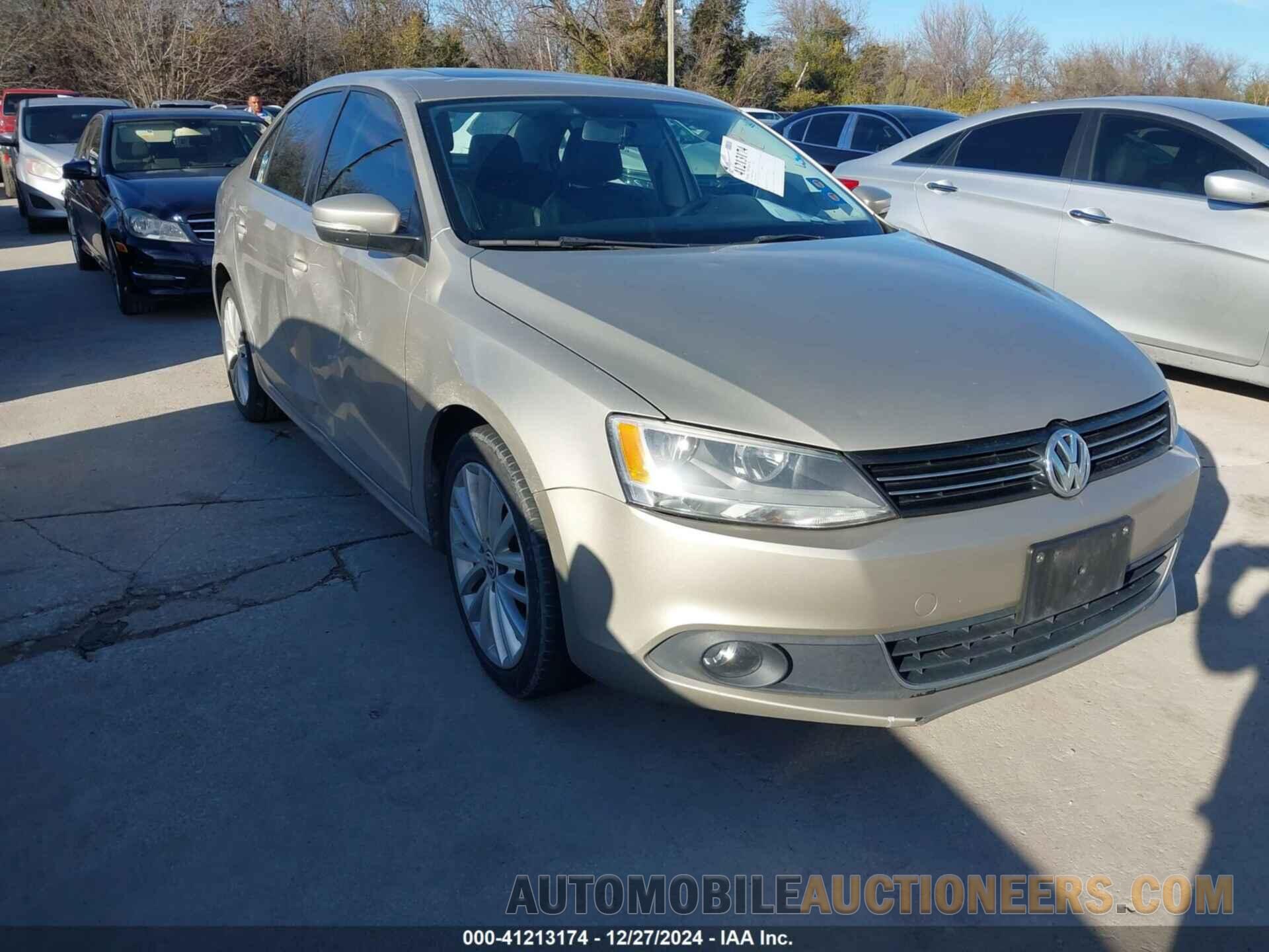 3VWLL7AJ6EM279654 VOLKSWAGEN JETTA 2014