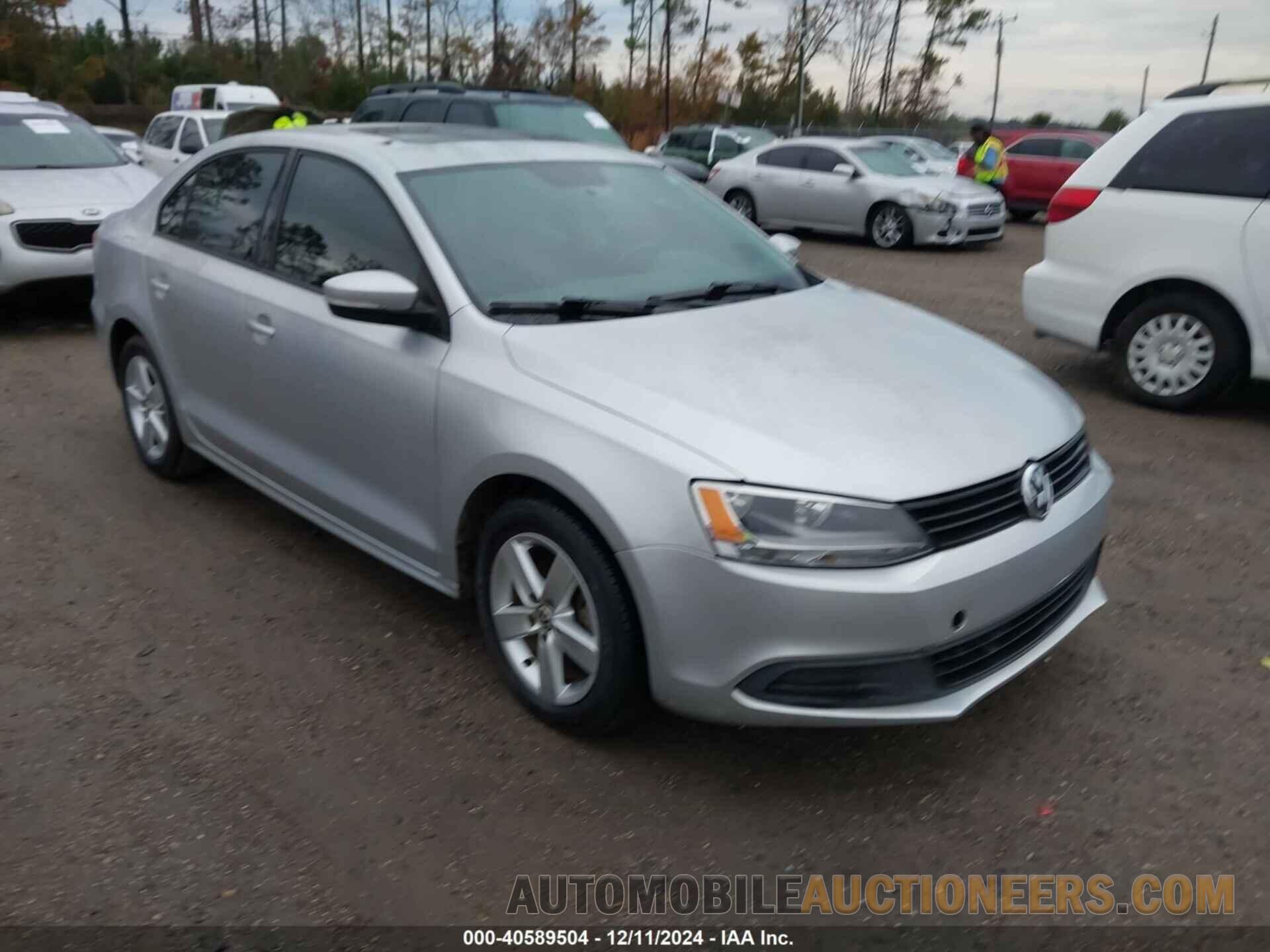 3VWLL7AJ7CM415870 VOLKSWAGEN JETTA 2012