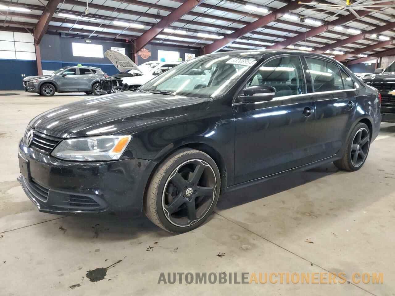 3VWLL7AJ7EM394053 VOLKSWAGEN JETTA 2014