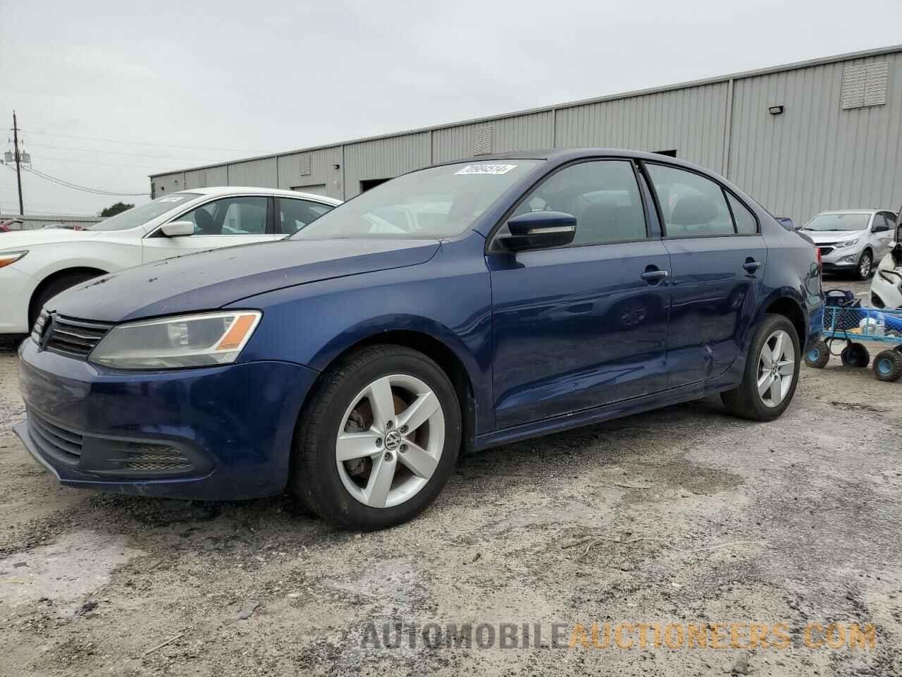 3VWLL7AJ8BM097708 VOLKSWAGEN JETTA 2011