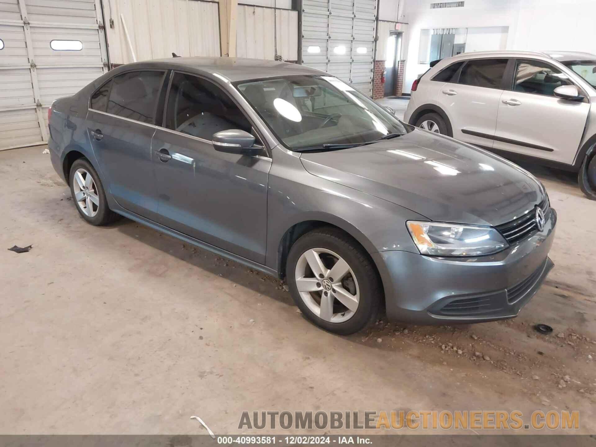 3VWLL7AJ8EM253363 VOLKSWAGEN JETTA 2014