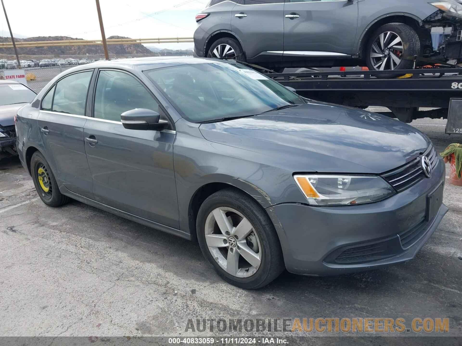 3VWLL7AJ8EM392182 VOLKSWAGEN JETTA 2014