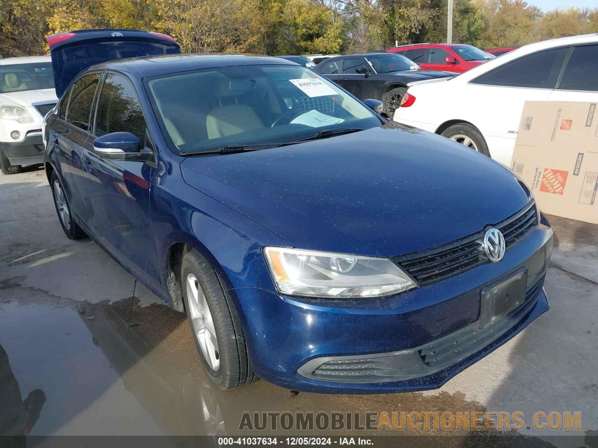 3VWLL7AJXBM062684 VOLKSWAGEN JETTA 2011