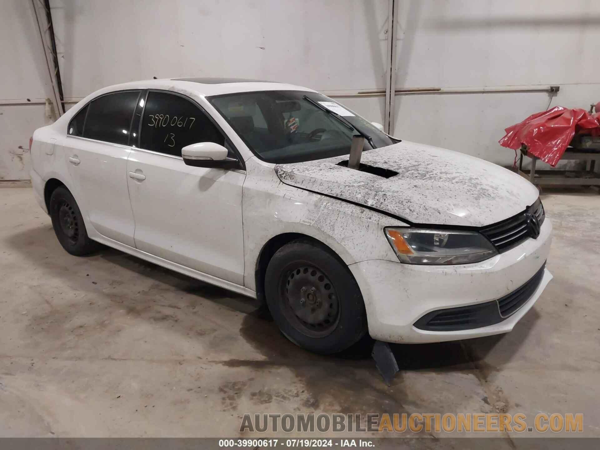 3VWLL7AJXDM380579 VOLKSWAGEN JETTA 2013