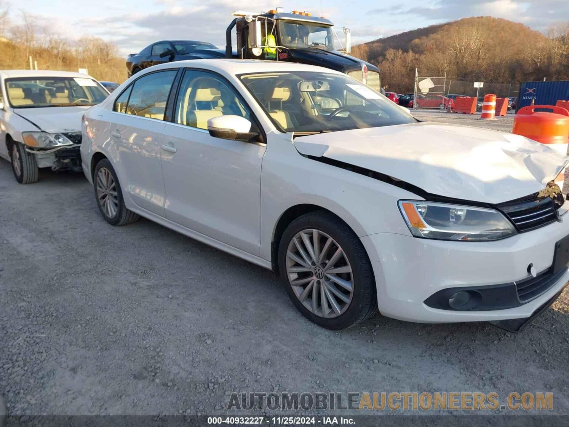 3VWLP7AJ9DM225462 VOLKSWAGEN JETTA 2013