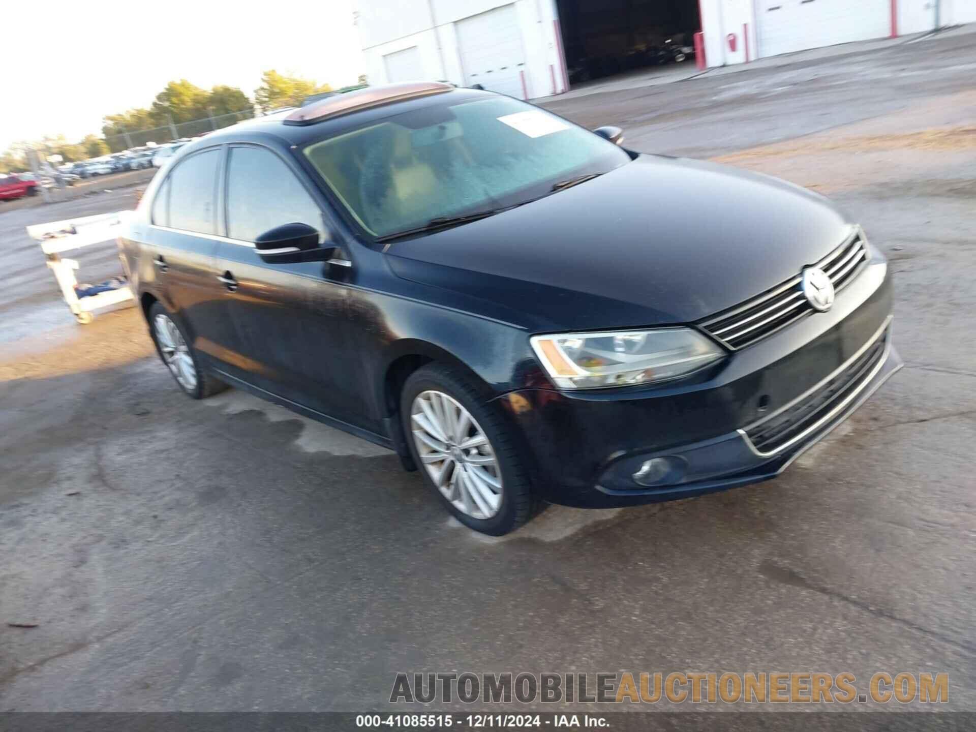 3VWLP7AJXDM258289 VOLKSWAGEN JETTA 2013