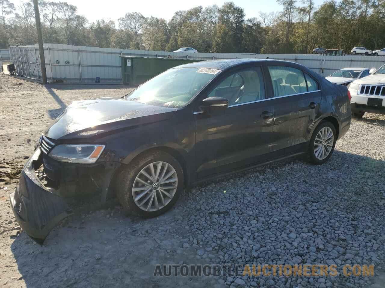 3VWLX7AJ8DM398289 VOLKSWAGEN JETTA 2013