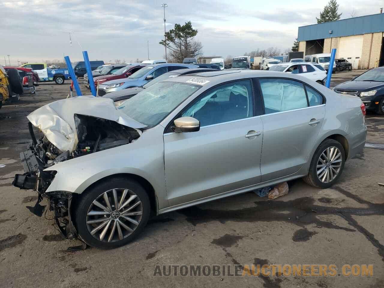 3VWLX7AJXDM303327 VOLKSWAGEN JETTA 2013