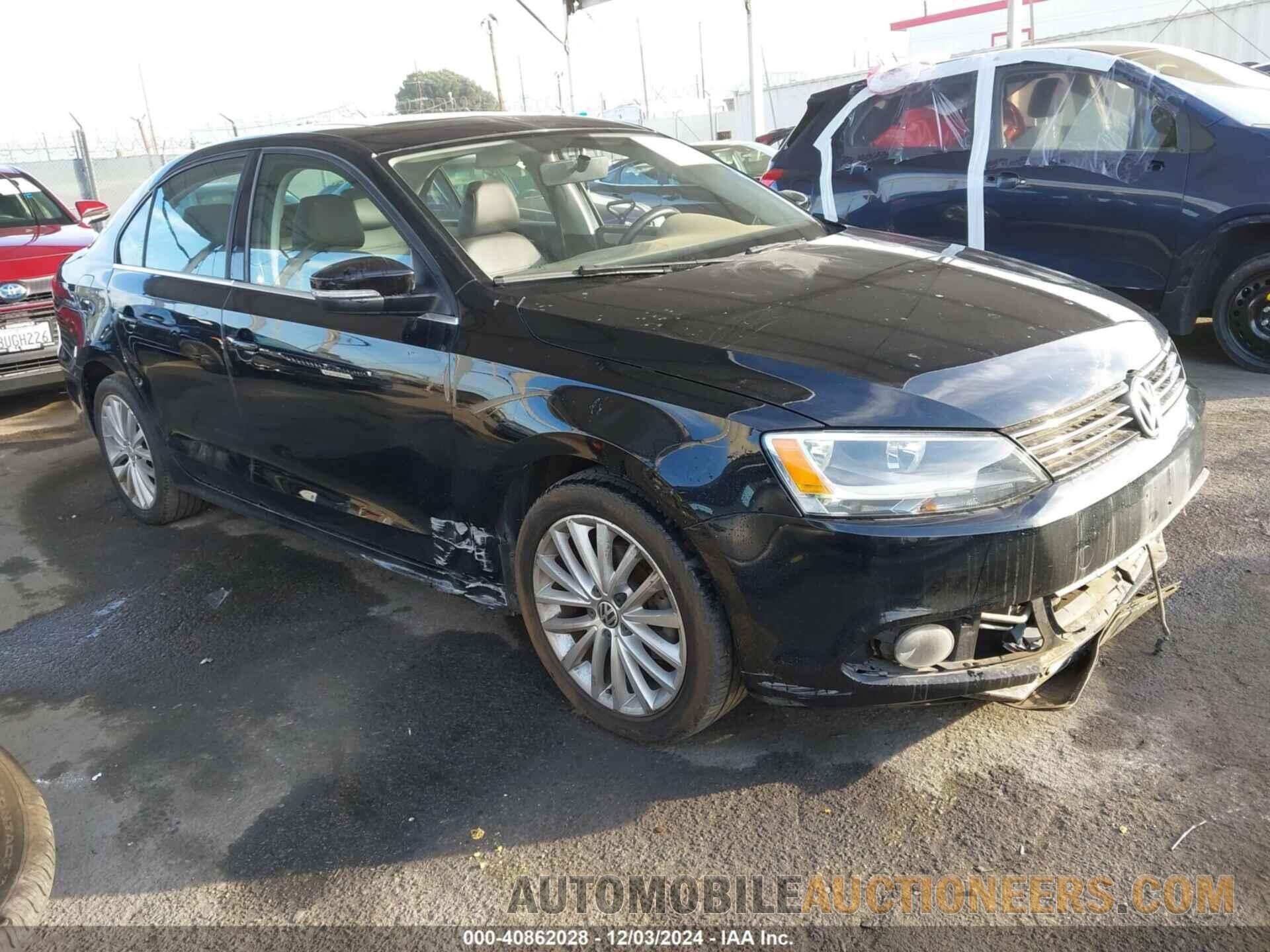 3VWLZ7AJ0BM304784 VOLKSWAGEN JETTA 2011