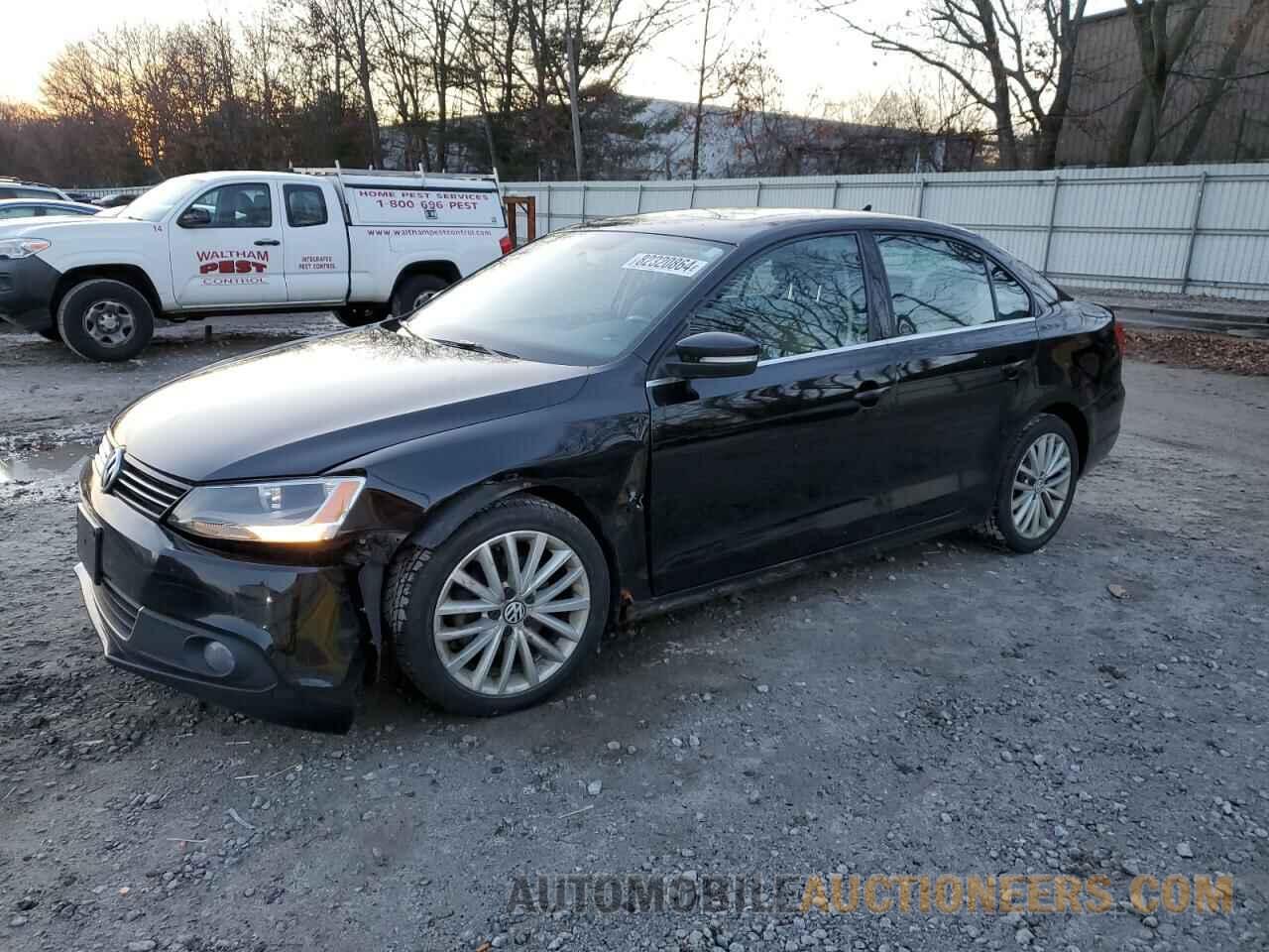 3VWLZ7AJ2BM335048 VOLKSWAGEN JETTA 2011