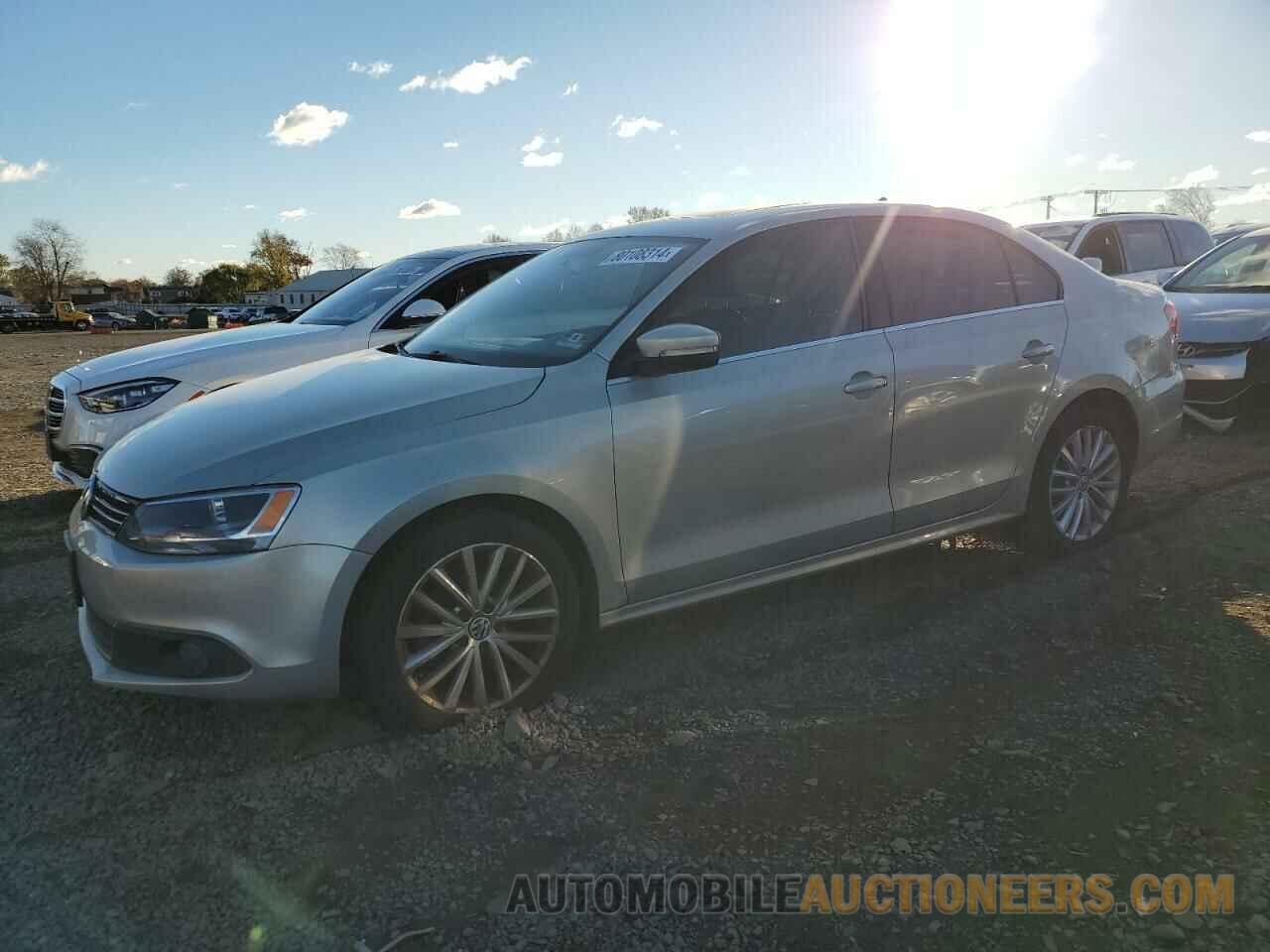 3VWLZ7AJ3BM371007 VOLKSWAGEN JETTA 2011