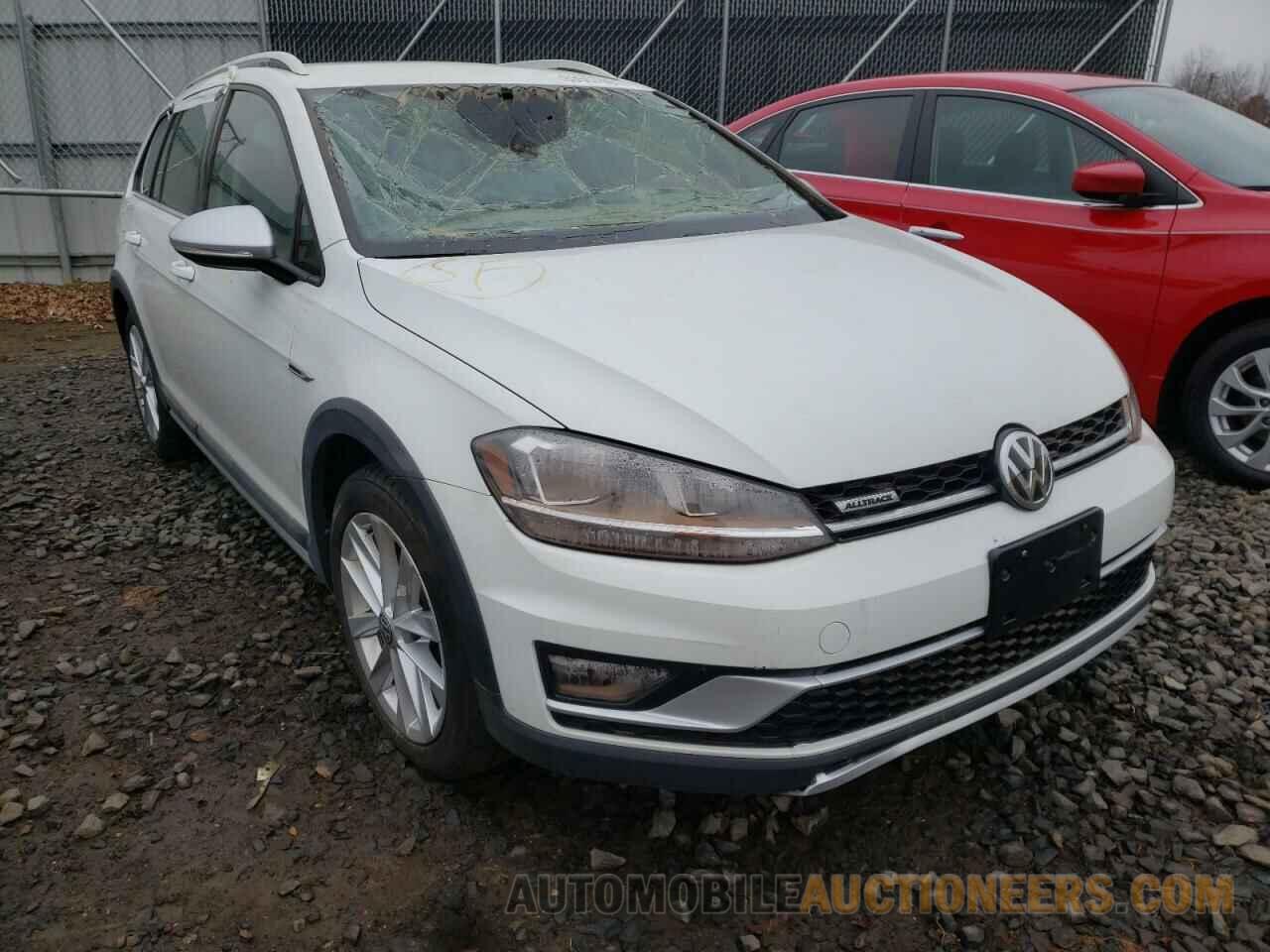 3VWM17AU5KM516182 VOLKSWAGEN GOLF 2019