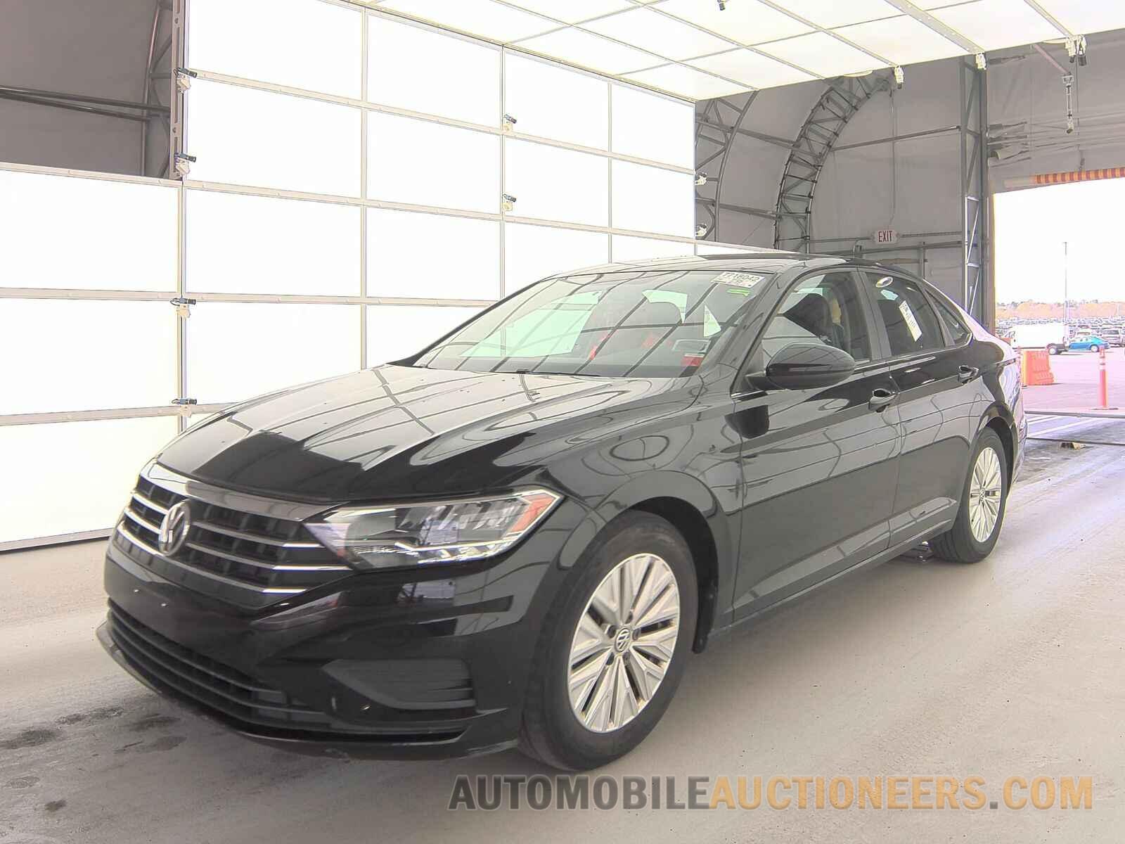 3VWN57BU8LM056198 Volkswagen Jetta 2020