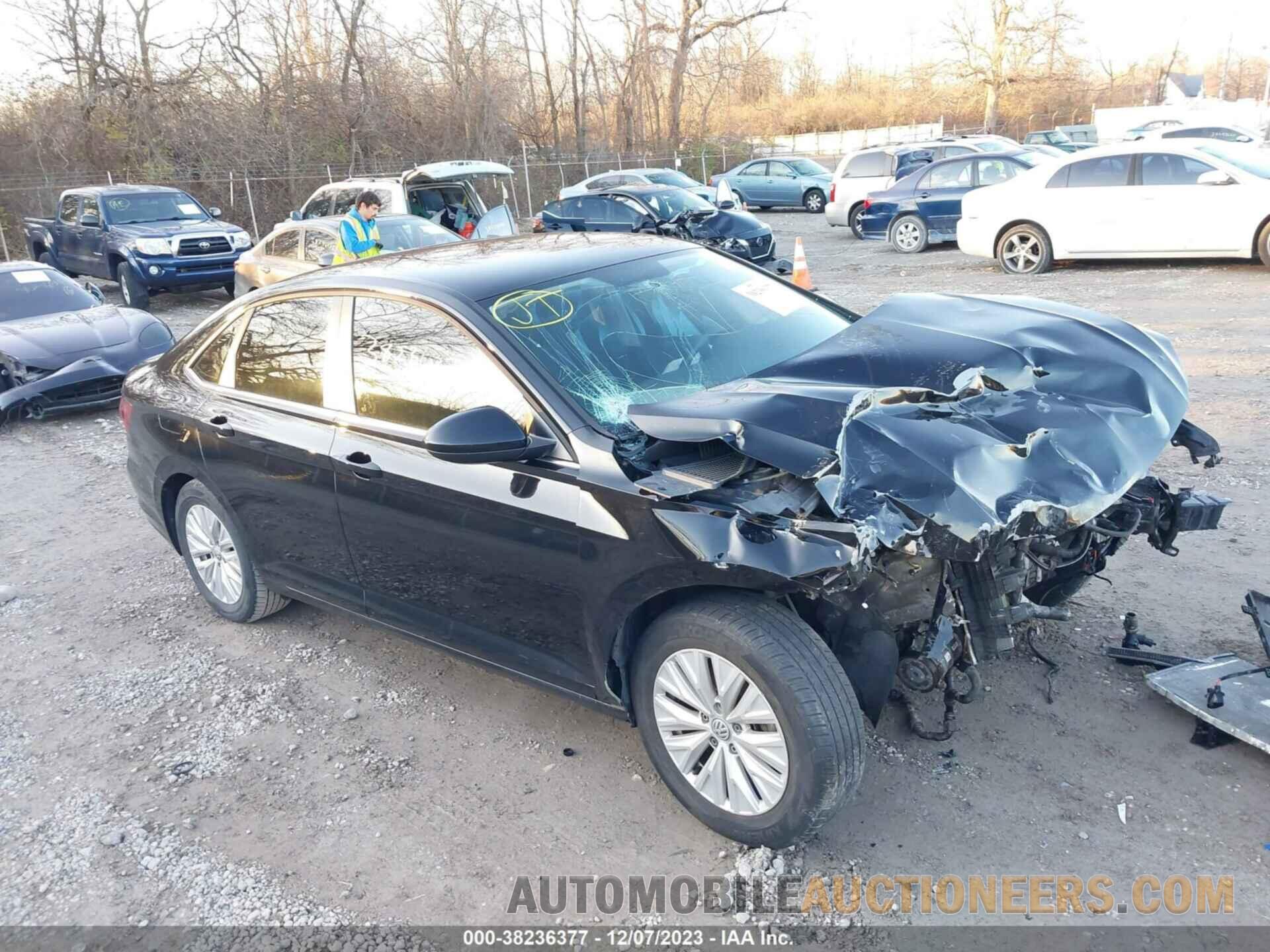 3VWN57BUXKM107117 VOLKSWAGEN JETTA 2019