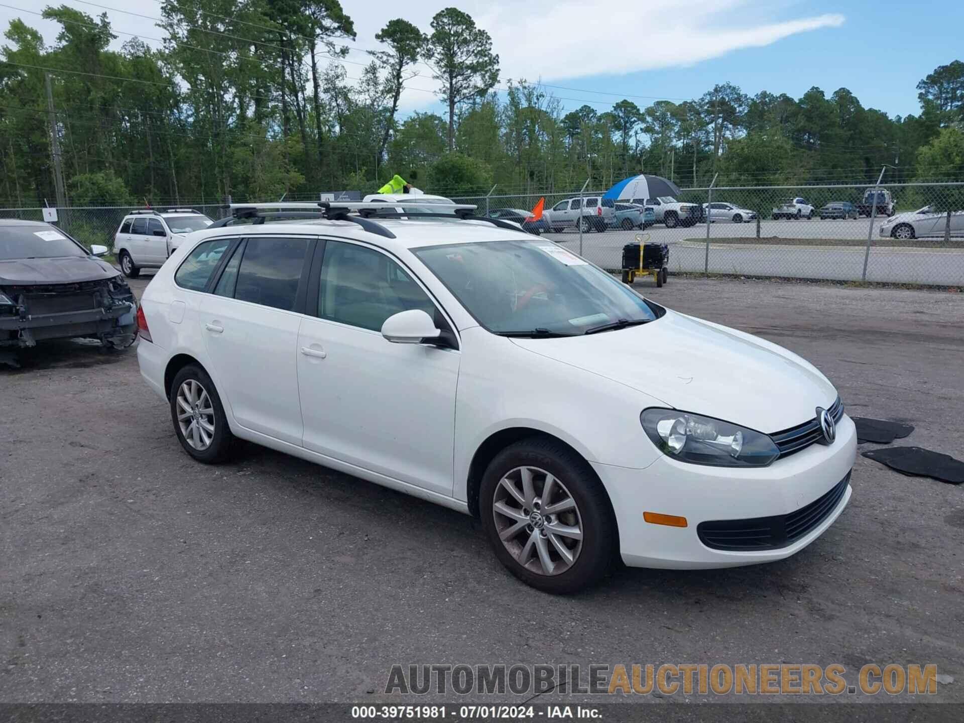 3VWPX7AJ2BM610277 VOLKSWAGEN JETTA SPORTWAGEN 2011