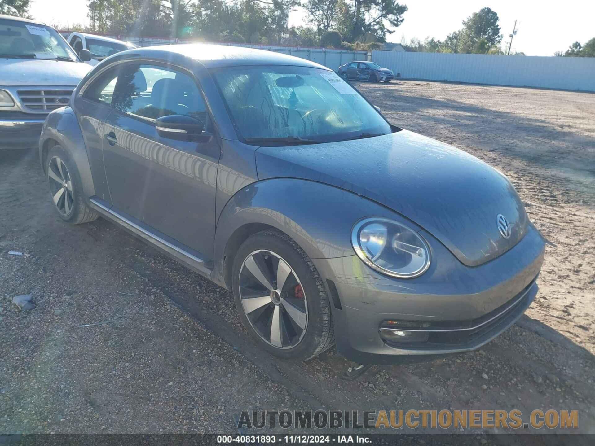 3VWV67AT7DM607454 VOLKSWAGEN BEETLE 2013