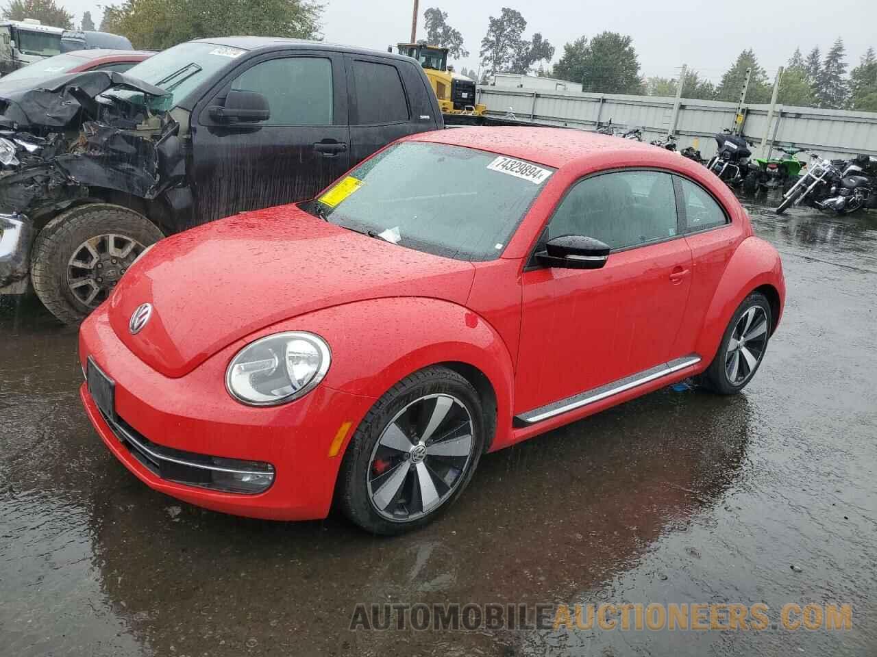 3VWVA7AT2DM621017 VOLKSWAGEN BEETLE 2013