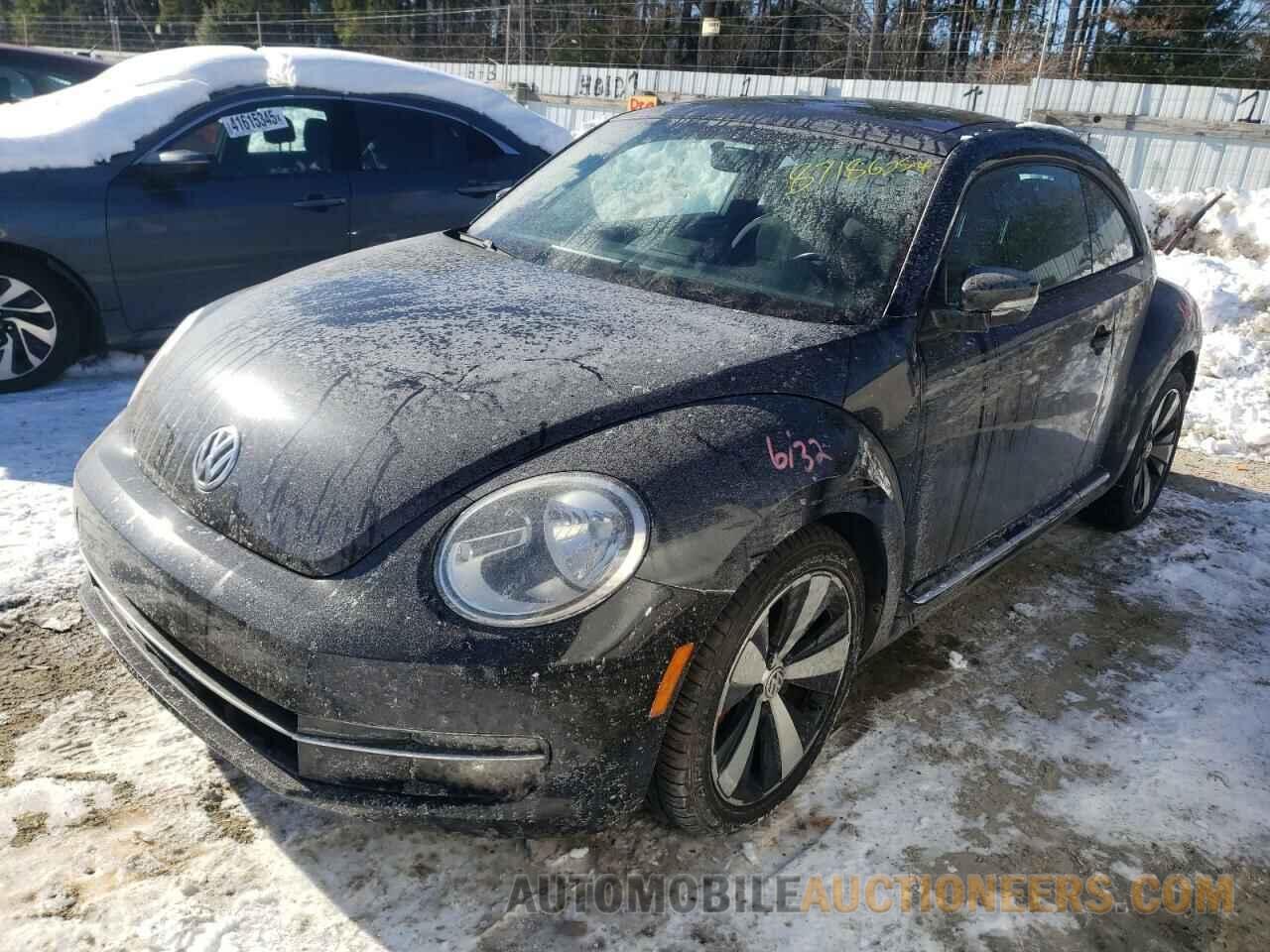 3VWVA7AT3DM612469 VOLKSWAGEN BEETLE 2013