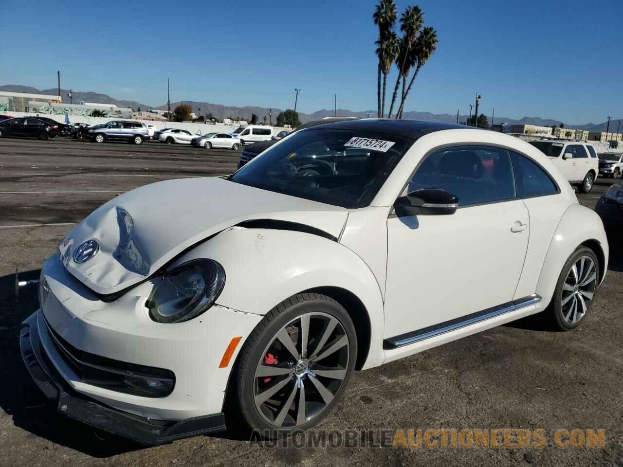 3VWVA7AT6DM606777 VOLKSWAGEN BEETLE 2013