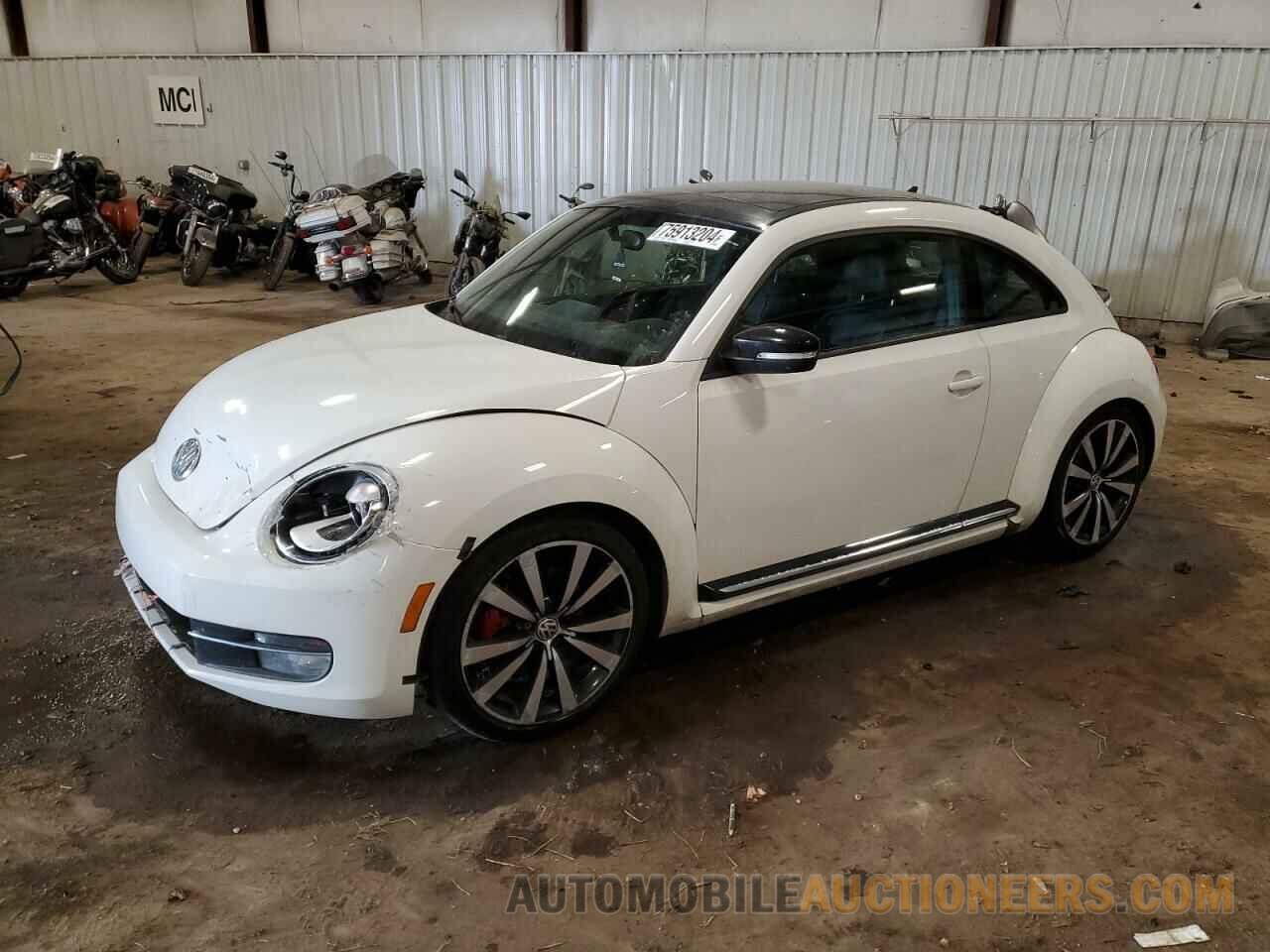 3VWVA7AT7DM620641 VOLKSWAGEN BEETLE 2013