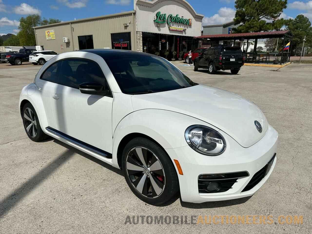 3VWVS7AT1DM684638 VOLKSWAGEN BEETLE 2013