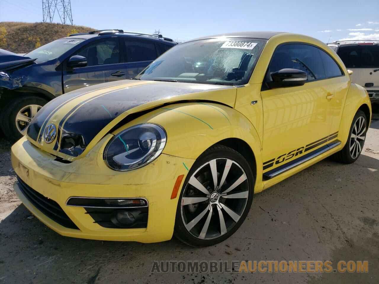 3VWVT7AT8EM618182 VOLKSWAGEN BEETLE 2014