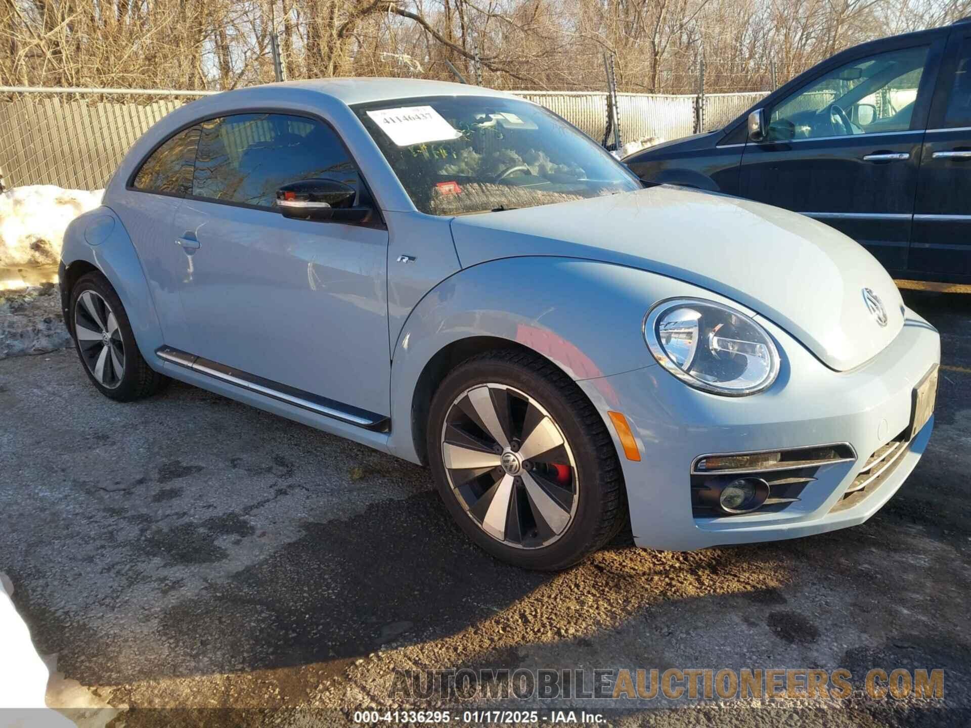 3VWVT7AT9EM661347 VOLKSWAGEN BEETLE 2014