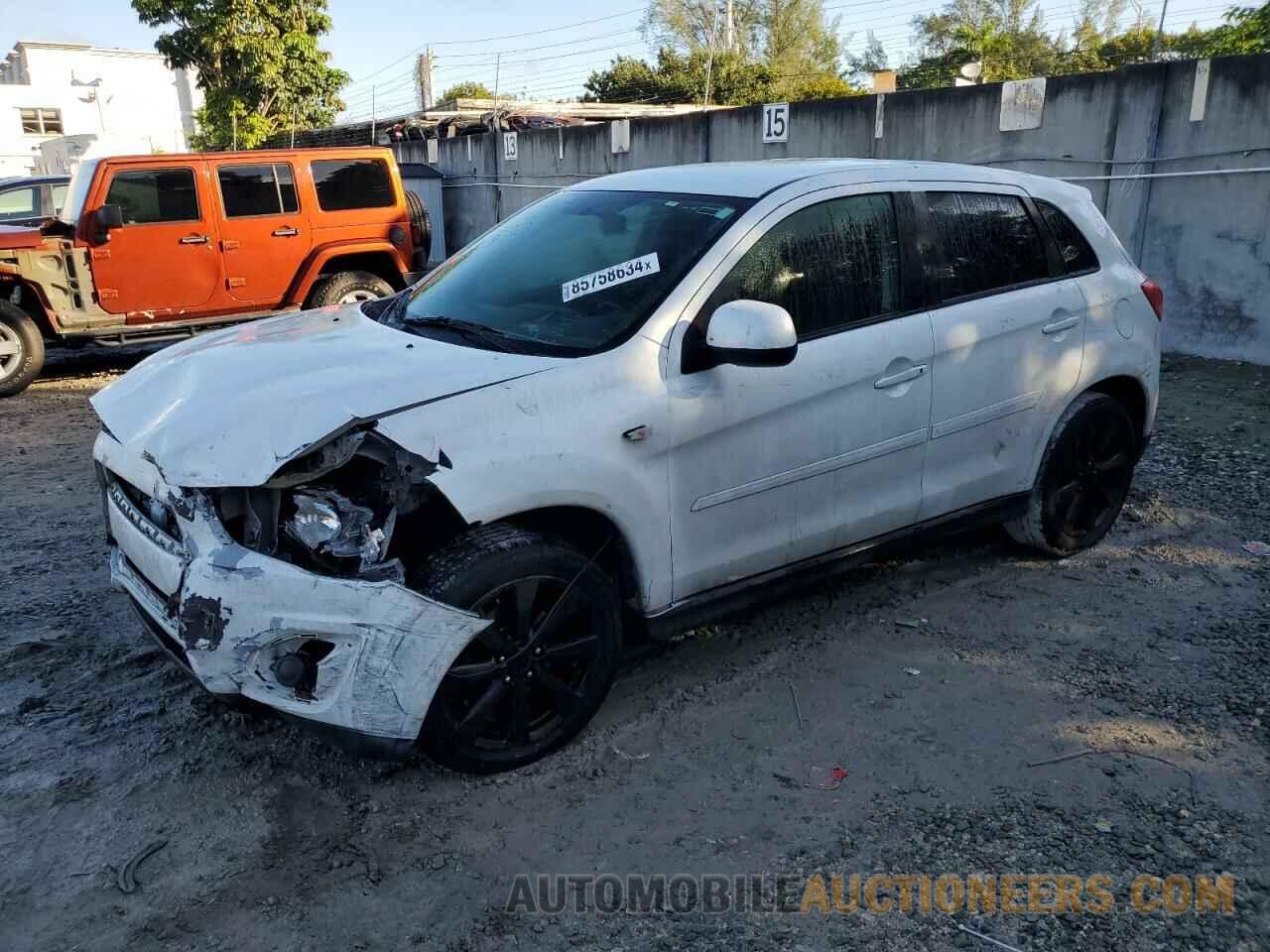 4A4AP3AU2FE025165 MITSUBISHI OUTLANDER 2015