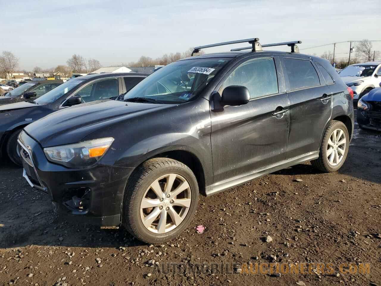 4A4AP3AUXDE017800 MITSUBISHI OUTLANDER 2013