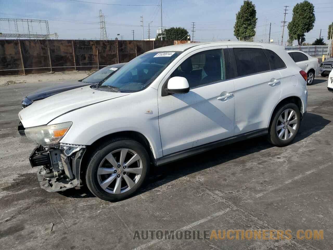 4A4AP4AU3FE016027 MITSUBISHI OUTLANDER 2015