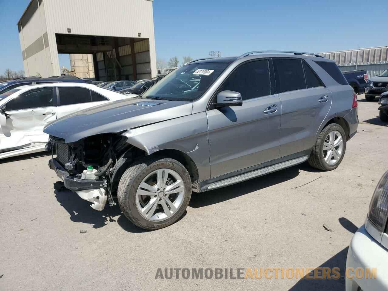 4JGDA0EB3FA543849 MERCEDES-BENZ M-CLASS 2015