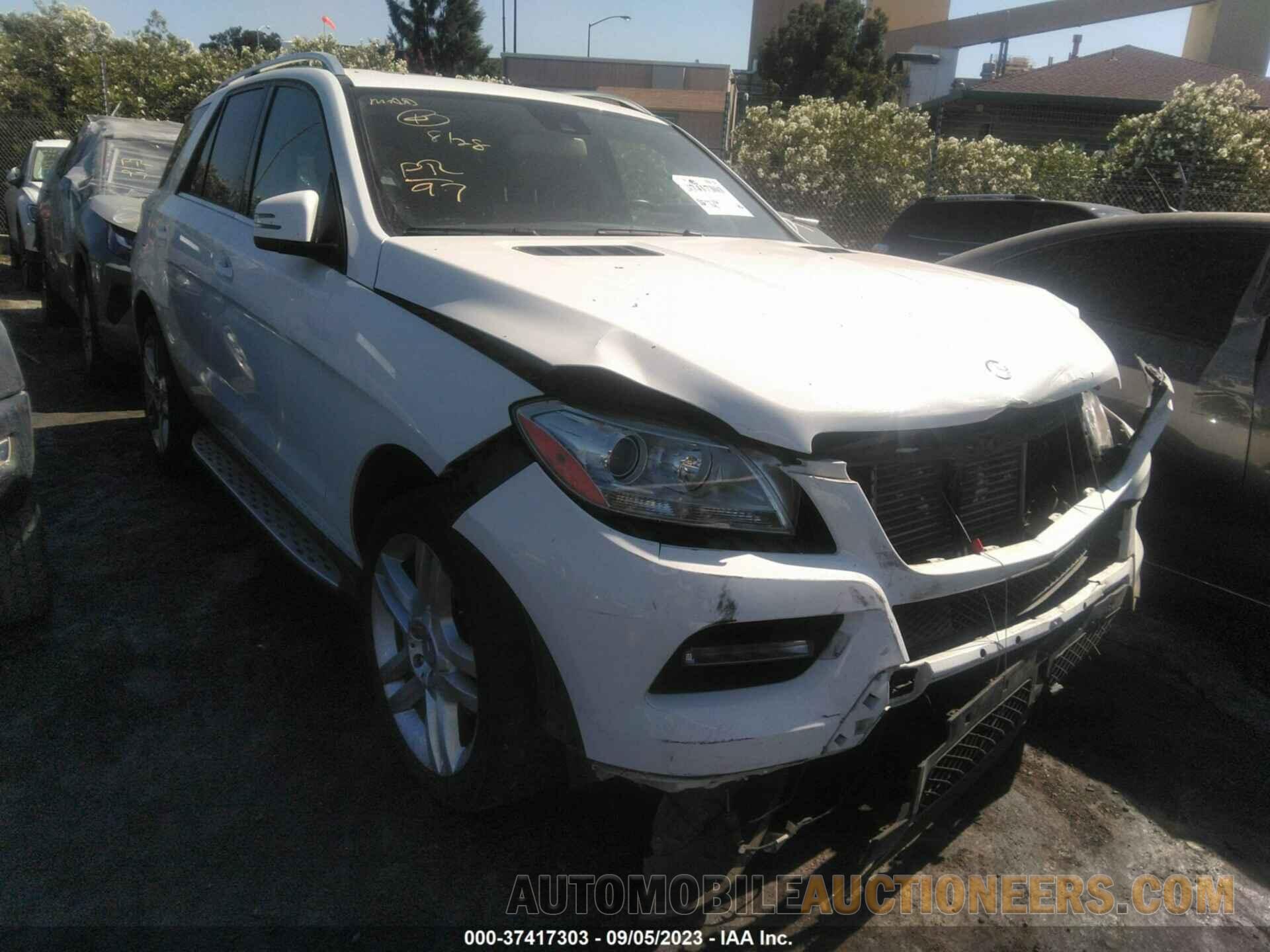 4JGDA0EB5FA470662 MERCEDES-BENZ M-CLASS 2015